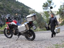Boční hliníkový kufr na motorku SHAD Terra TR47 D0TR47100L levý Boční hliníkový kufr na motorku SHAD Terra TR47 D0TR47100L levý