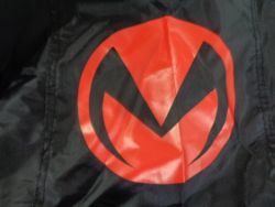 Krycí plachta na moto Malaguti