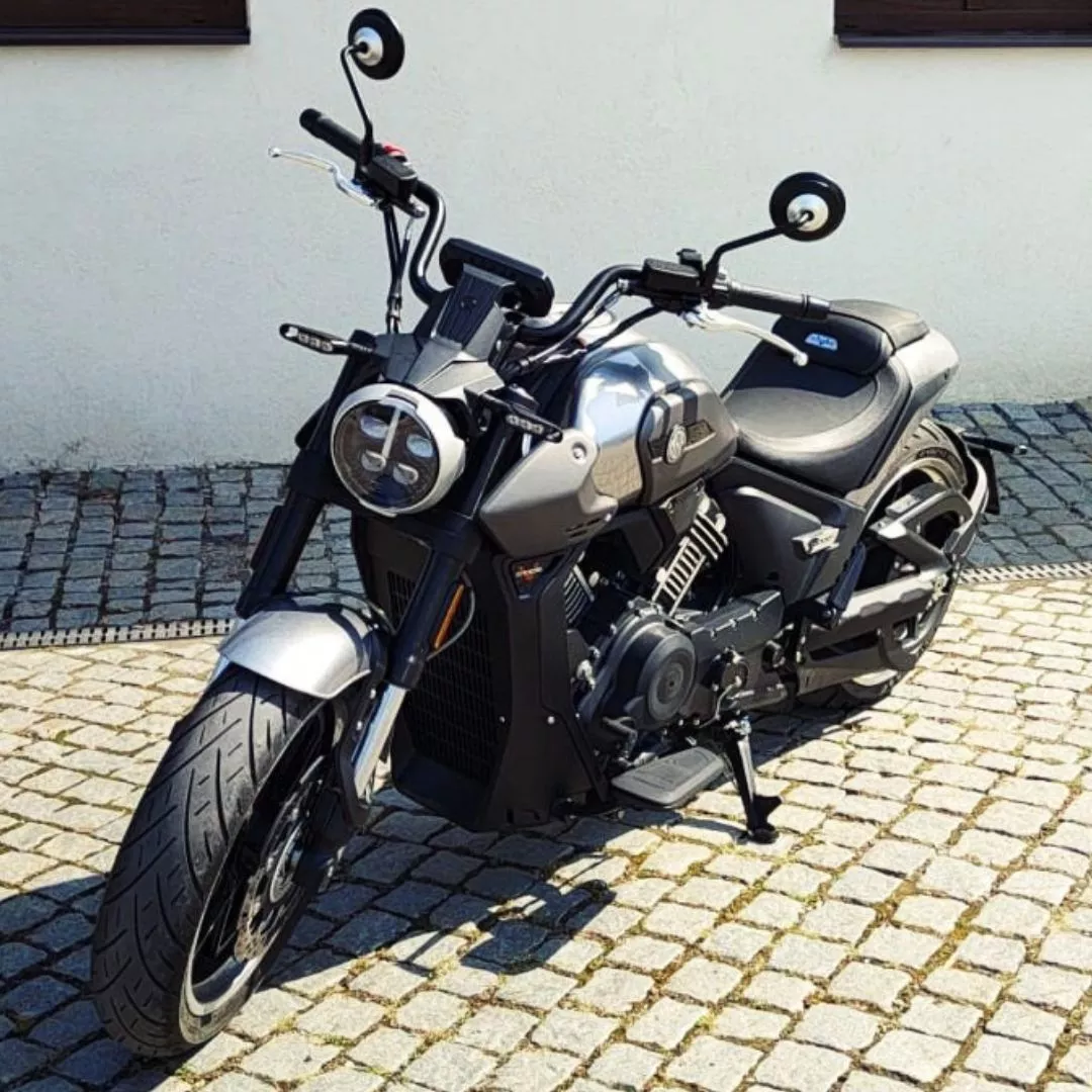 MORBIDELLI C 1002V – Předváděcí cruiser, skvělý stav! KEEWAY