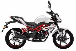 Benelli BN 125 – BÍLÁ - Lehký naked bike s italským designem, ideální pro začátečníky i městské ježdění