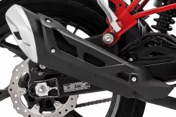 Benelli BN 125 – BÍLÁ - Lehký naked bike s italským designem, ideální pro začátečníky i městské ježdění