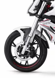 Benelli BN 125 – ČERNÁ - Lehký naked bike s italským designem, ideální pro začátečníky i městské ježděn