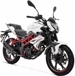 Benelli BN 125 – BÍLÁ - Lehký naked bike s italským designem, ideální pro začátečníky i městské ježdění