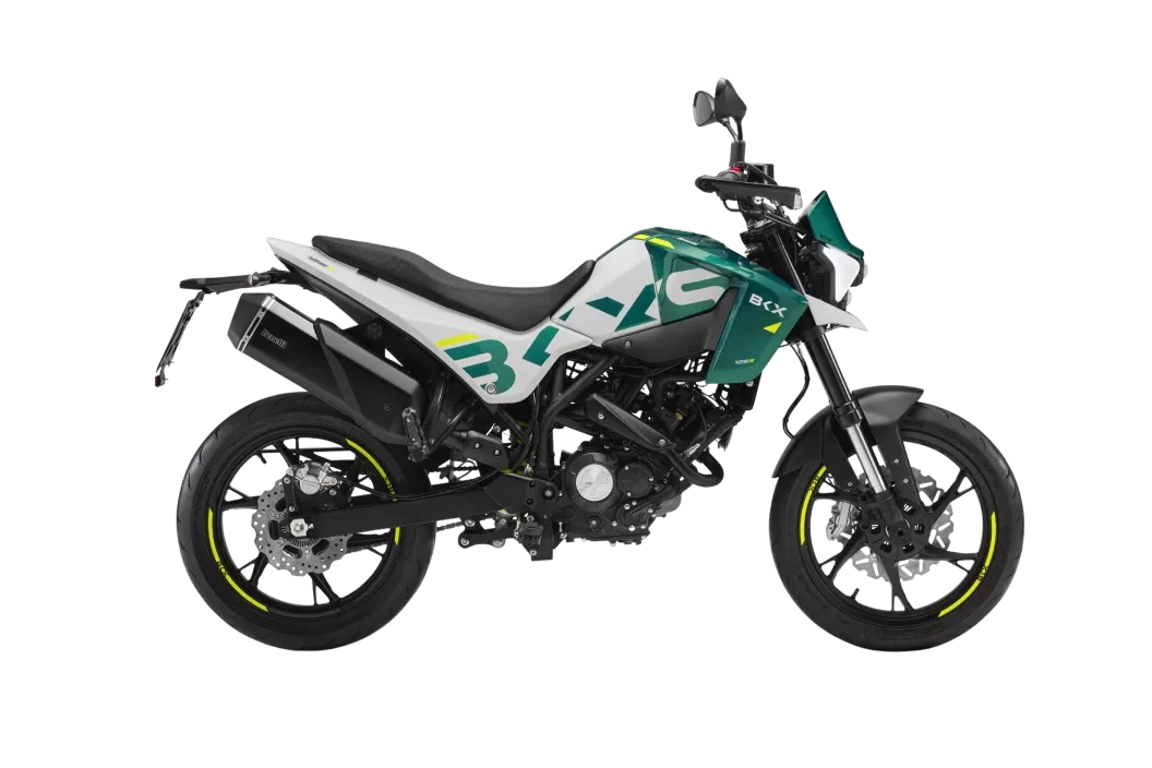BKX 125S OXIDE GREEN - moderní univerzální 125 pro město i okresky, výrazný styl naked/supermotard, LCD + USB, plně nastavitelné odpružení, 17" kola a ABS BENELLI