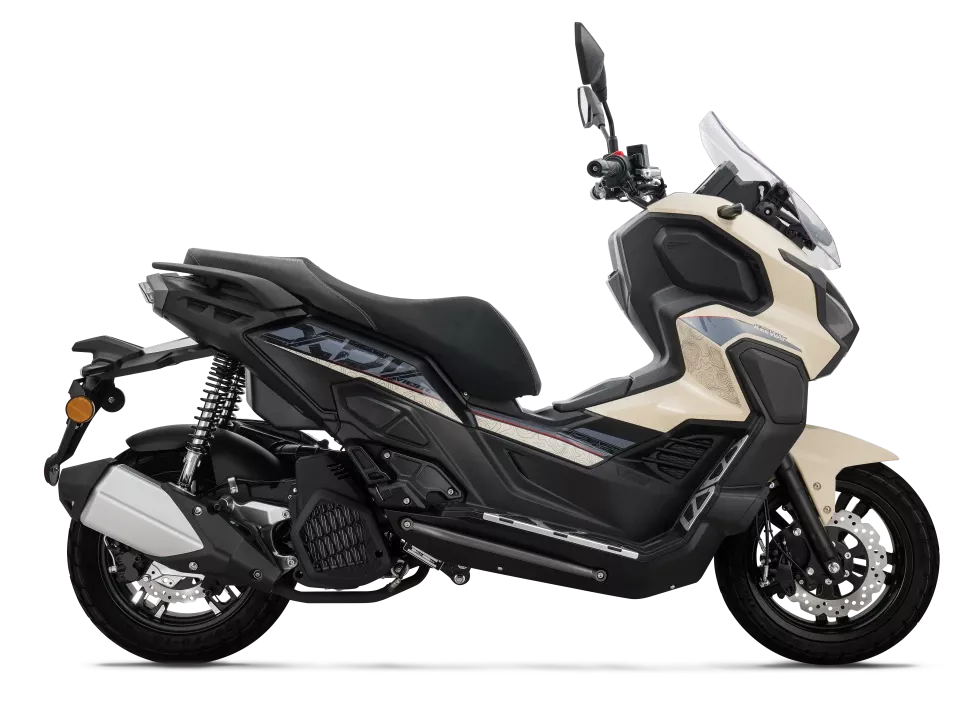 Keeway Vieste XDV 125: Dobrodružný skútr pro město i lehký terén
