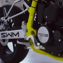 SWM - SM 125 R ŽLUTÁ-ČERNÁ – lehký supermoto motocykl 125ccm pro A1, ideální na silnici i do města