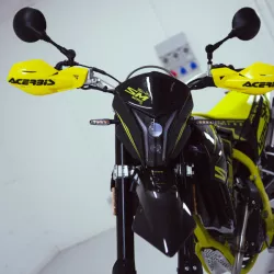 SWM - SM 125 R ŽLUTÁ-ČERNÁ – lehký supermoto motocykl 125ccm pro A1, ideální na silnici i do města