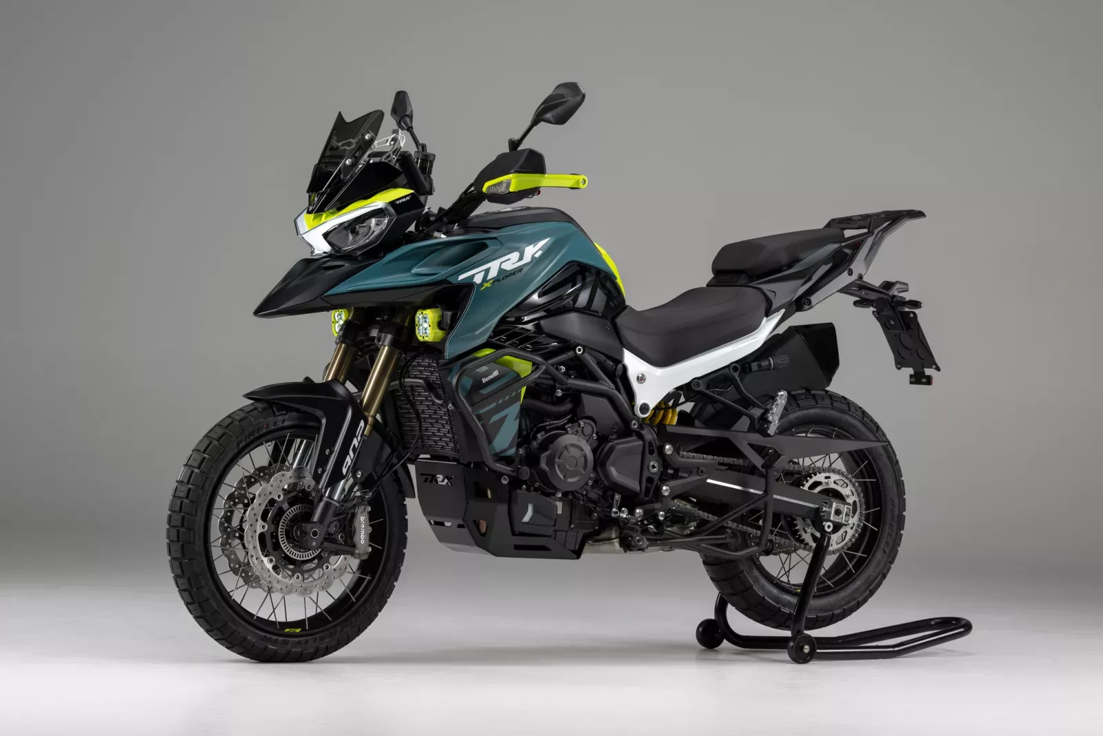 BENELLI - TRK 902 STRADALE & XPLORER