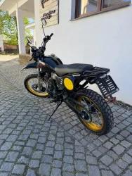 SWM - SILVER VASE T - BLACK - PŘEDVÁDĚCÍ MOTOCYKL