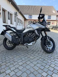 T 1002V BÍLÁ - EURO 5+ - PŘEDVÁDĚCÍ MOTOCYKL MORBIDELLI