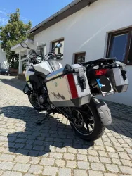 TRK 502 BÍLÁ - BAZAROVÝ MOTOCYKL BENELLI