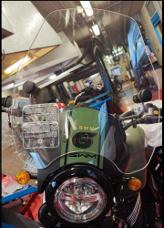 WINDSHIELD FOR SIX6