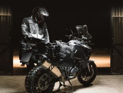 BENELLI - Boční ADVENTURE TERRA brašny SHAD TR40 pro TRK 702X